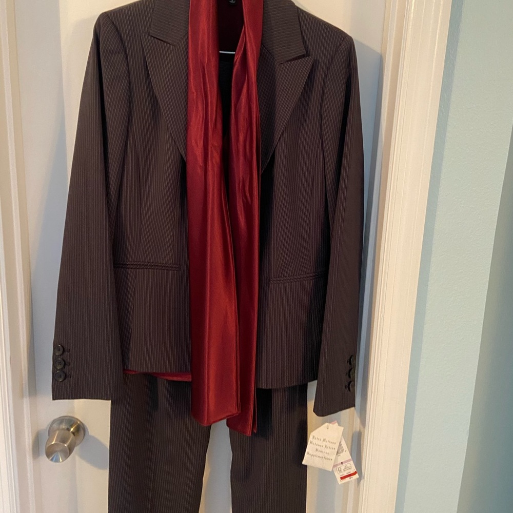 NWT 3 piece suite